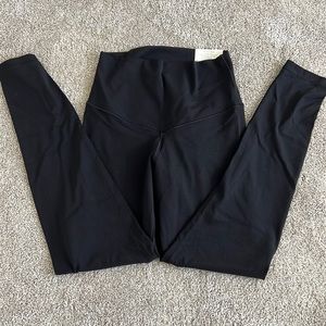 New with tags! American Eagle aerie 7/8 leggings sz M